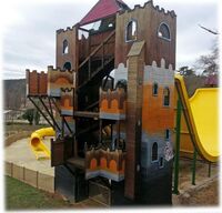 2014_Kuenstlerische_Holzgestaltung_Bergmann_GmbH_Imbours_FR_Rutschenturm__2_