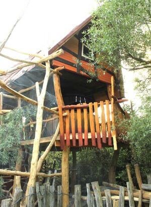 Abenteuer-Freizeitpark Kulturinsel Einsiedel Baumhaus-Hotel Holzgestaltung Bergmann Abenteuer-Freizeitpark Kulturinsel Einsiedel Baumhaus-Hotel Holzgestaltung Bergmann