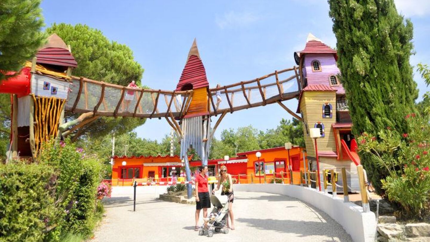 00000532801-1182501973