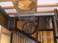 Kuenstlerische_Holzgestaltung_Kulturinsel_Einsiedel_Bad_Langensalza_Spielscheune_indoor_28