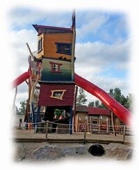 Teorix Tuerme Gallier Frankreich Kuenstlerische Holzgestaltung Kulturinsel Einsiedel 2013