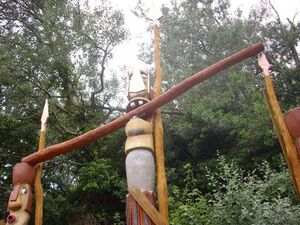 21_Soubeyranne_07_Kuenstlerische_Holzgestaltung_Juergen_Bergmann_Kulturinsel_Einsiedel